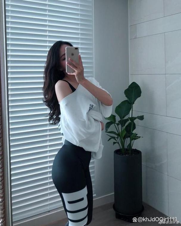 大圈招聘纯出女孩-深圳大圈女孩招聘--全国招聘女孩月入10万(佳丽模特名媛御姐)——高薪拿到手软 [今日急缺岗位](图1)