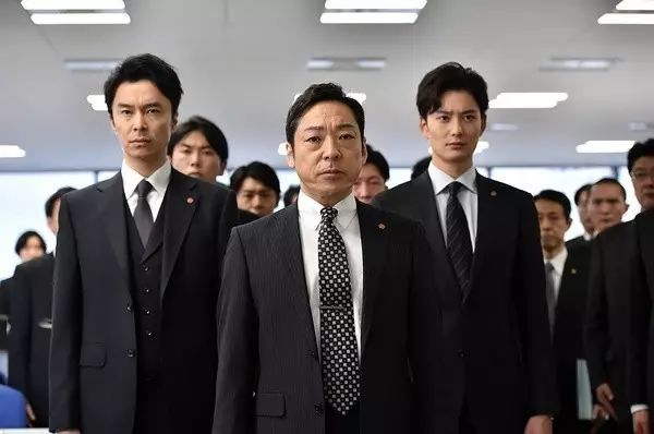“工作就是抢功”！很敢拍的职场日剧又燃又痛啊(图8)