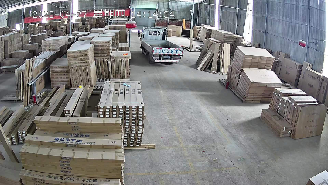 摆过地摊，当过网管，如今他开网店年销4000万(图14)