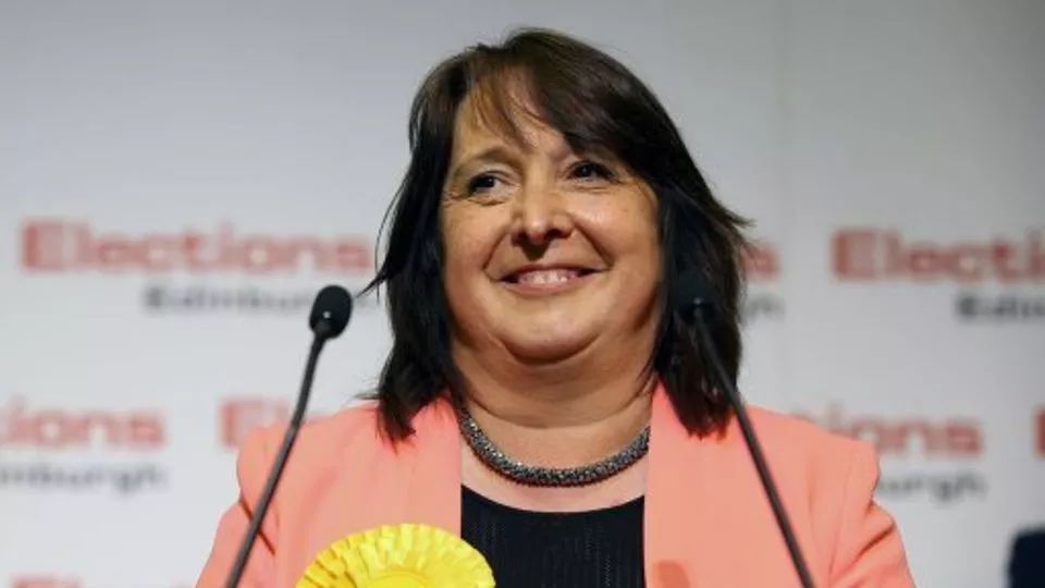 重磅！鲍首相积分移民制被否，英国拟大降工签门槛，促移民去偏远地区！(图20)