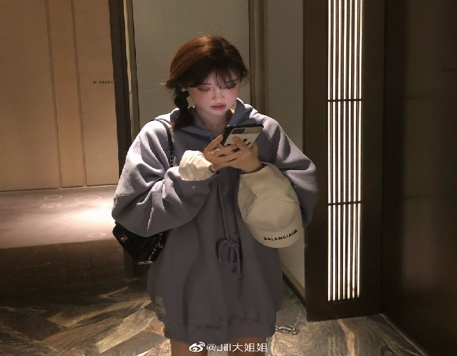 身在职场小心潜规则，盘点最容易被潜规则的四种职场女性